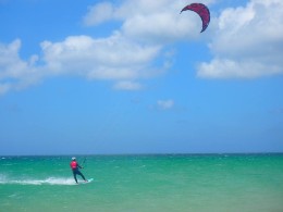 Naviguez en toute securite avec l´ecole de kitesurf Tarifa Max Kitesurfing